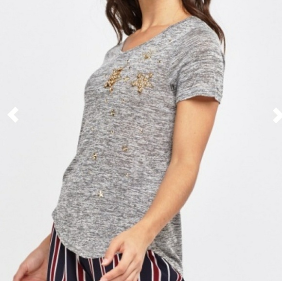SALE $10 Gray tee w/bead & stud accents NWT•Multiple Sizes - Picture 2 of 8